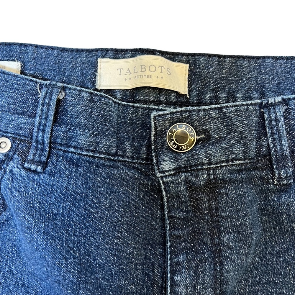 Talbots 10P Petite Signature Flare Mid Rise Dark Wash. - Picture 3 of 9